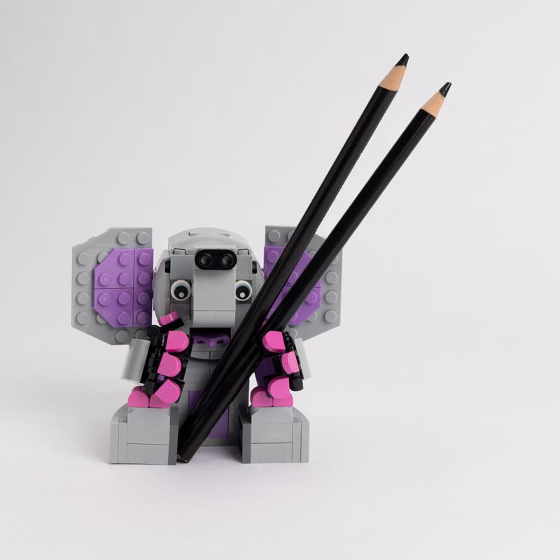 6571552 LEGO Elephant Pencil Holder