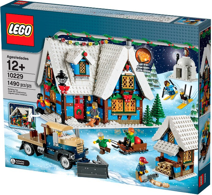 U-10229 Used Winter Village Cottage