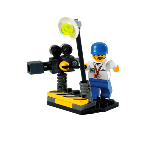 U-1357 Used Studios Cameraman