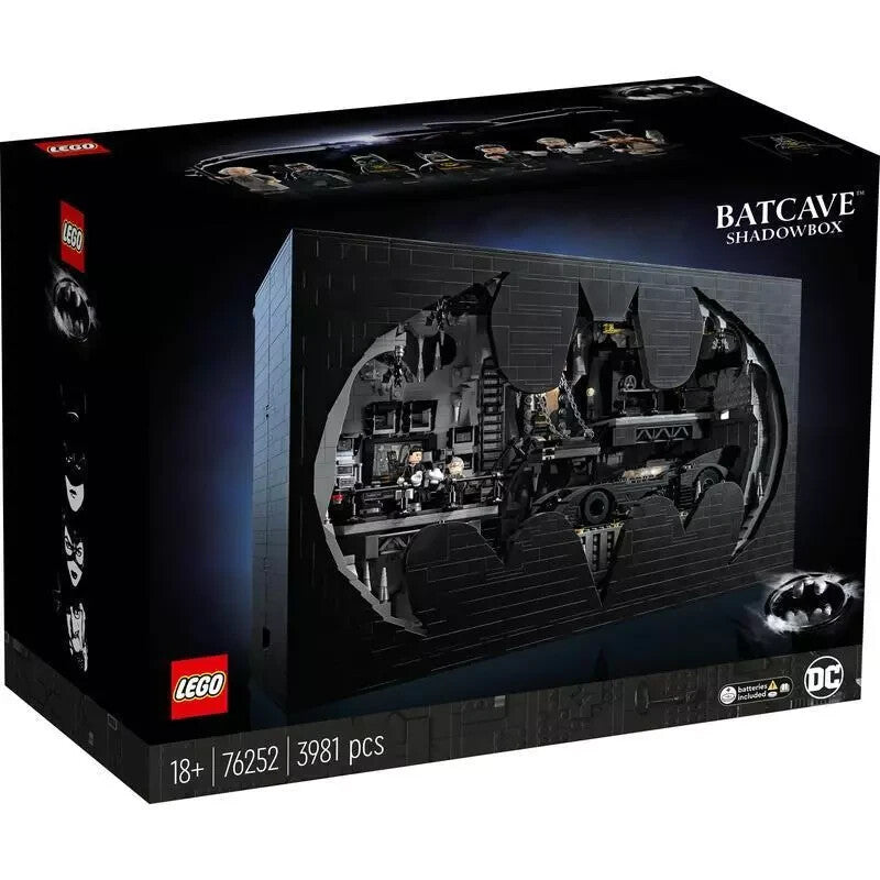 D15-76252 Damaged Batcave – Shadow Box