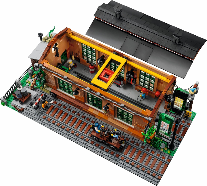 910033 Old Train Engine Shed