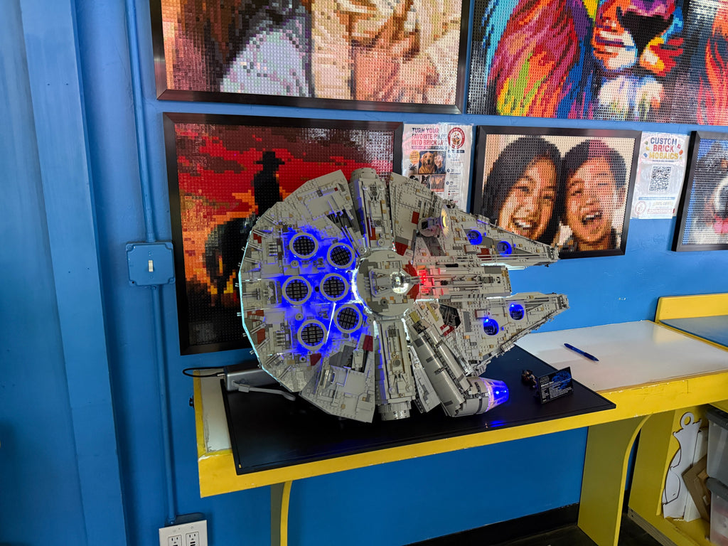 U-75192 USED Millennium Falcon™