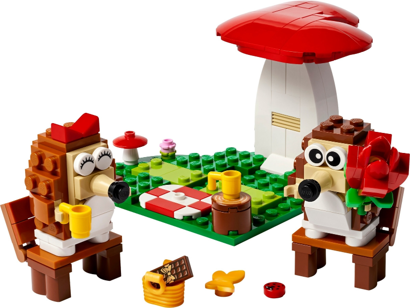 40711 Lego Hedgehog Picnic Date