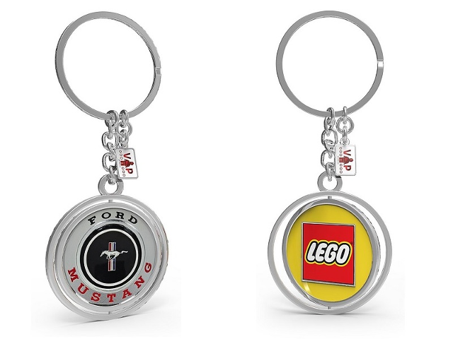 5005822 VIP LEGO Ford Mustang Key Chain