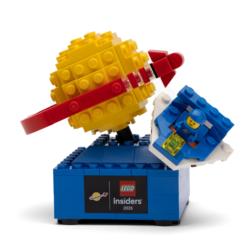 6607199 Insiders Retro Space Explorer