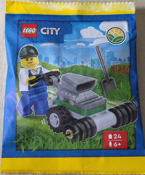 952404 LEGO City Farmer with Lawn Mower Paper Bag