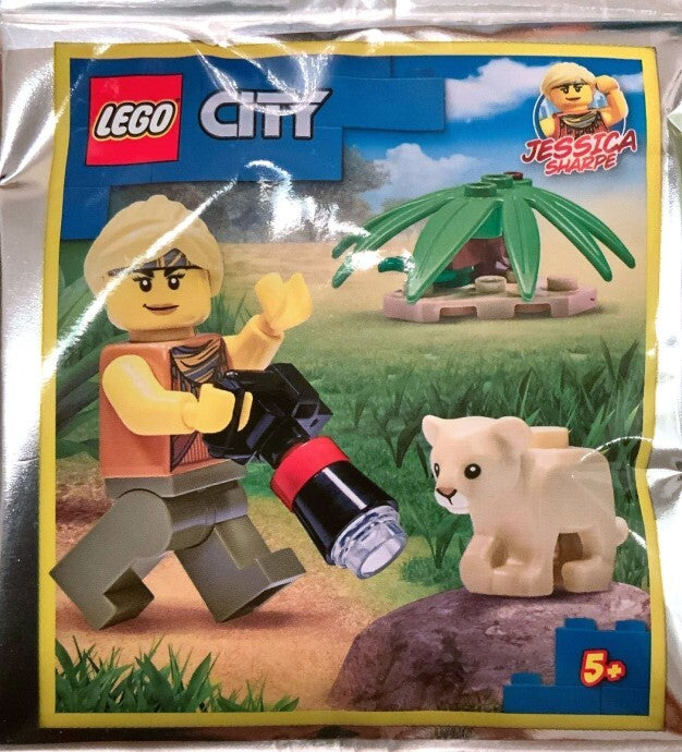 952112 LEGO City Jessica Sharpe and Lion Cub Foil Pack